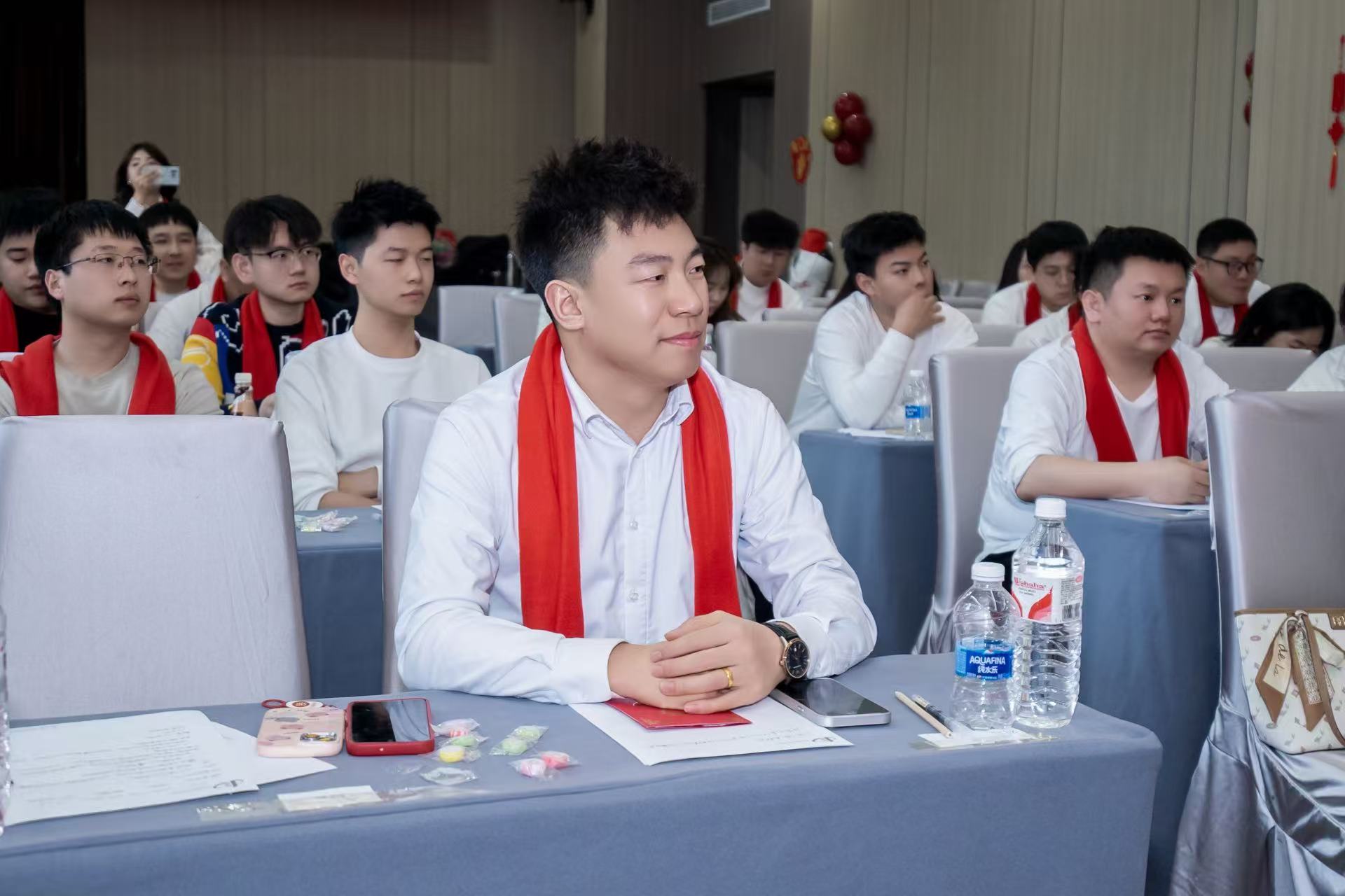 携手共进 成就不凡